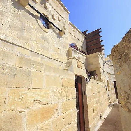 Ta Tumasa Farmhouse * Nadur