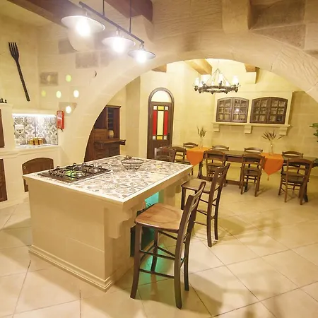 Ta Tumasa Farmhouse * Nadur