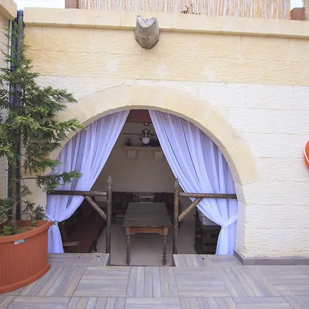 Bed & Breakfast Ta Tumasa Farmhouse *