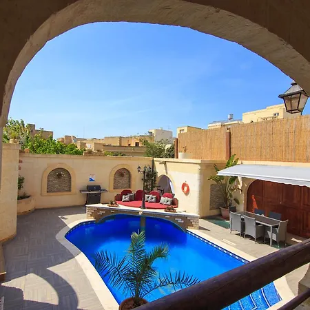 Bed & Breakfast Ta Tumasa Farmhouse *