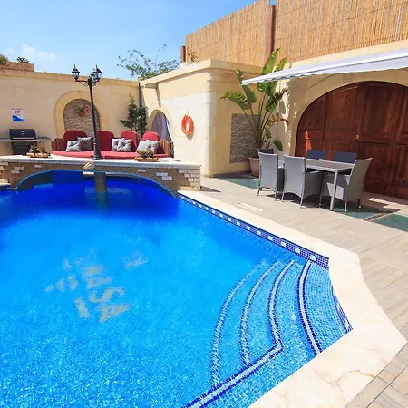 Ta Tumasa Farmhouse * Nadur