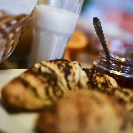 Ta Tumasa Farmhouse Bed & Breakfast Nadur