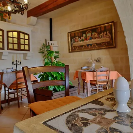 Bed & Breakfast Ta Tumasa Farmhouse Nadur