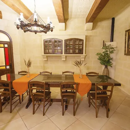 Ta Tumasa Farmhouse * Nadur