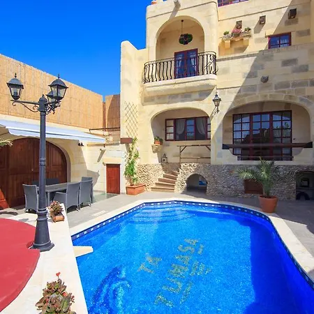 Bed & Breakfast Ta Tumasa Farmhouse *