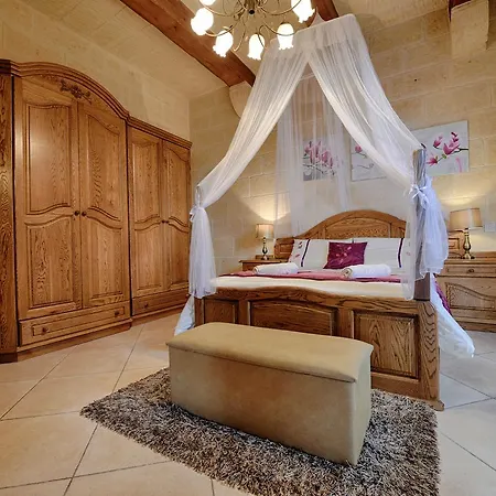Ta Tumasa Farmhouse Nadur